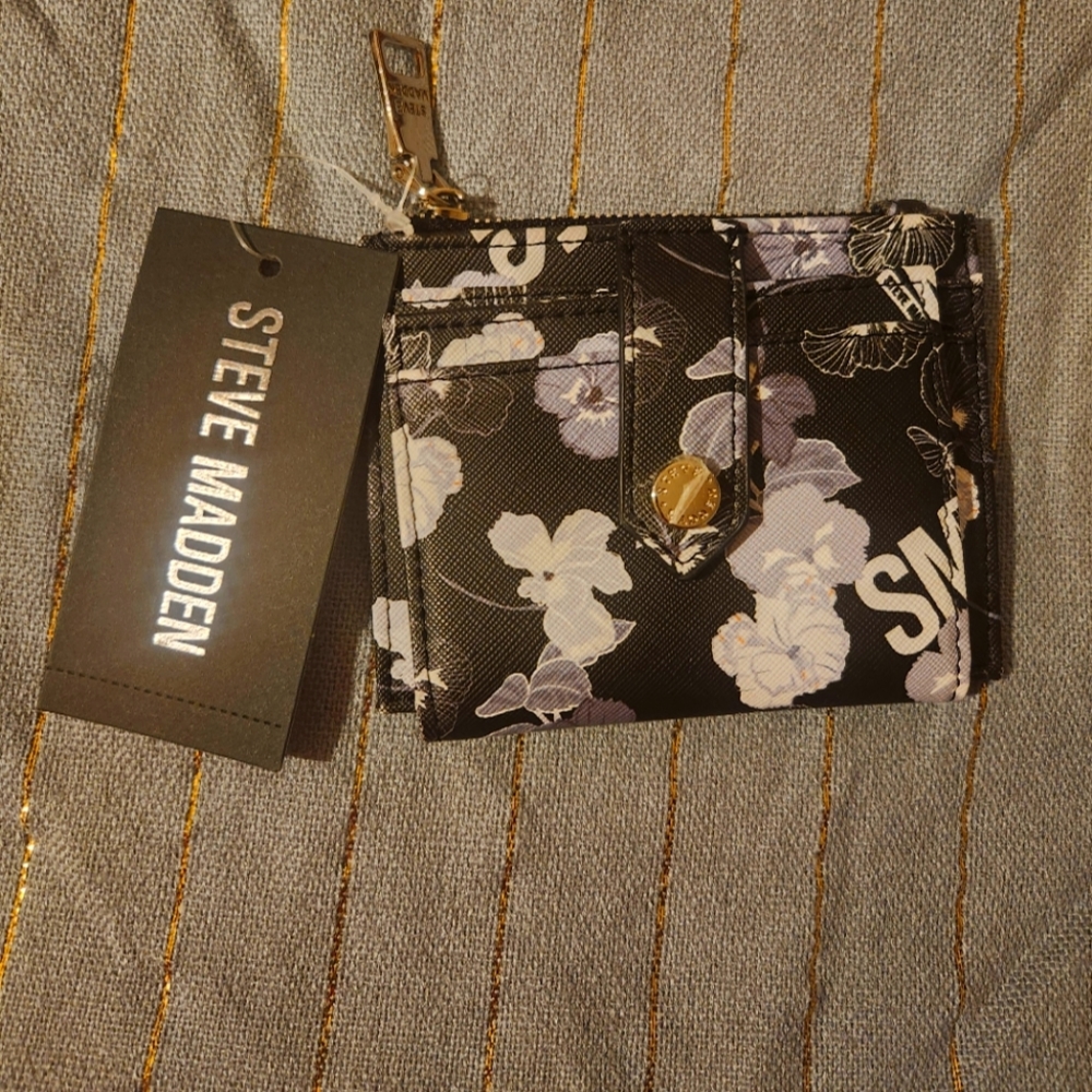 Steve Madden wallet